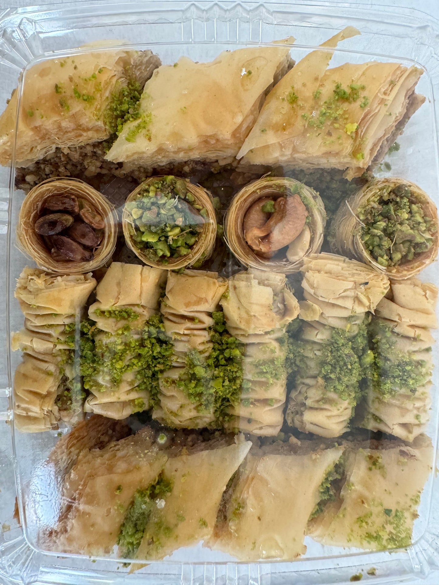 Assorted Baklava Small Tray 15 Count